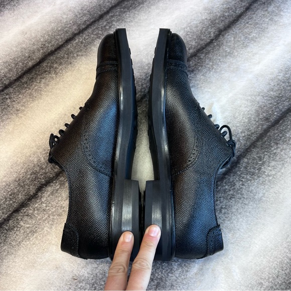 Salvatore Ferragamo Toby Cap Toe Black Oxford main image 7